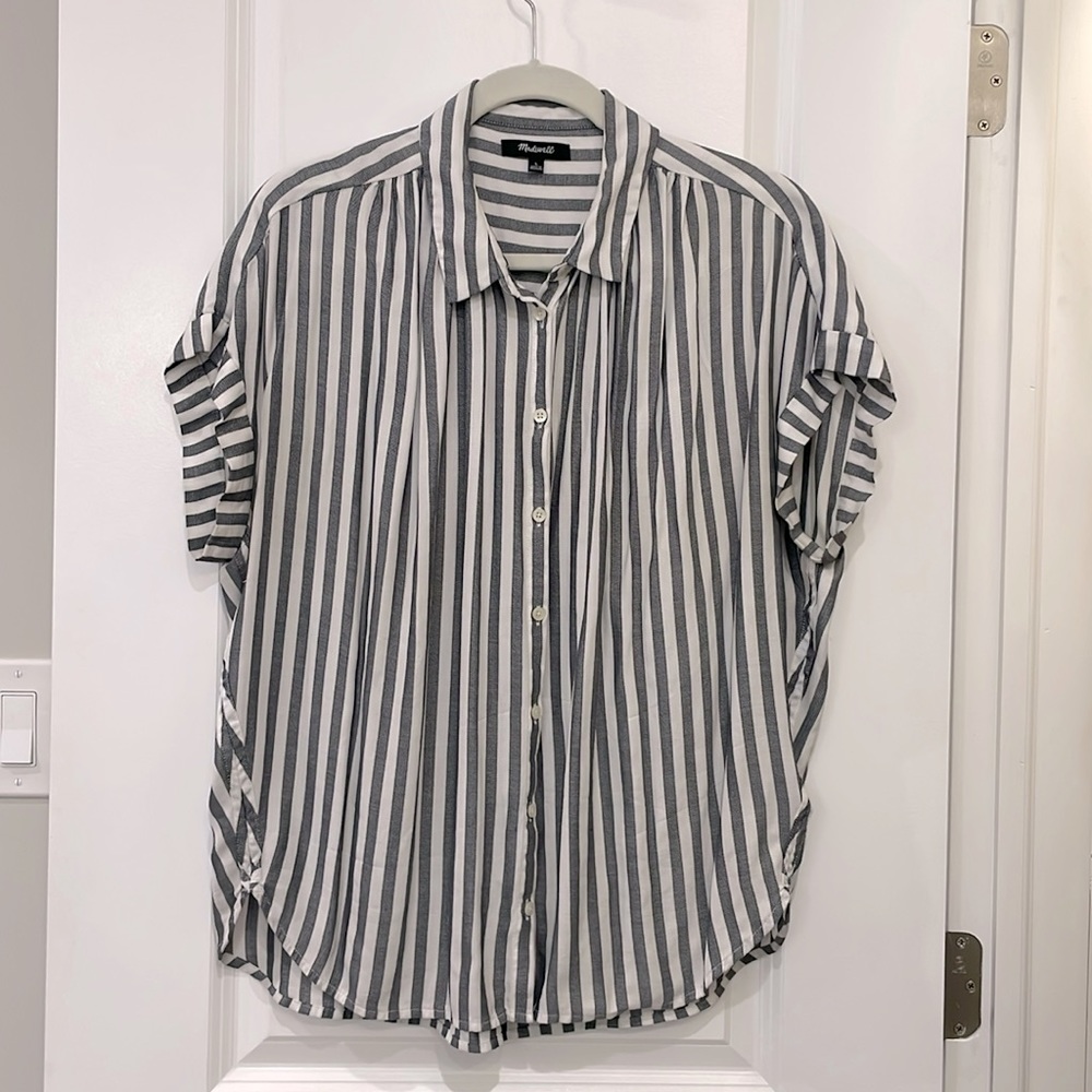 Women’s Stripped Blouse